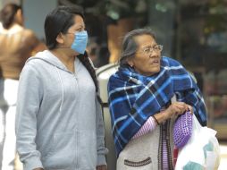 Invitan a la ciudadanía a abrigarse adecuadamente por las bajas temperaturas. EL INFORMADOR / ARCHIVO