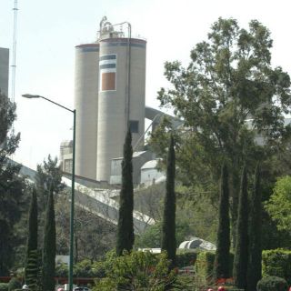 Acciones de Cemex suben 13.09 por ciento en la bolsa