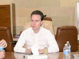 Manuel Velasco Coello es acusado de difundir acciones de su administración a través de 'banners' en una página de Internet. TWITTER / @VelascoM_