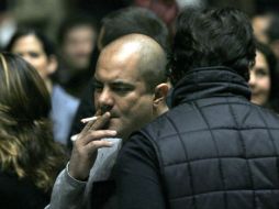 Personas que fuman entre una y dos cajetillas diarias son más propensas a desarrollar cáncer pulmonar. NTX / A. García