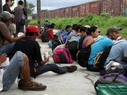 Autoridades liberan a 66 hombres y tres mujeres de origen guatemalteco y hondureño en inmueble del municipio Miguel Alemán. NTX / ARCHIVO