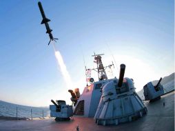 Los misiles recorren unos 200 kilómetros antes de caer en aguas de la costa este norcoreana. AFP / Especial