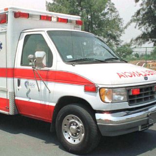 Accidente carretero en Cocula deja tres lesionados