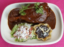 Con respecto a la comida mexicana, los expetos mencionan que 'hay que honrarla y proteger los ingredientes'. EL INFORMADOR / ARCHIVO