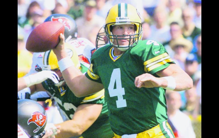 El jersey con el número 4 no existirá más en los Empacadores, como homenaje al mítico Brett Favre. AFP / J. Haynes