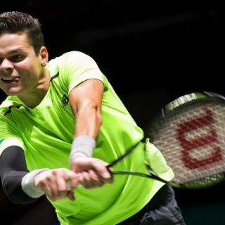 Raonic y Berdych van a octavos en Rotterdam