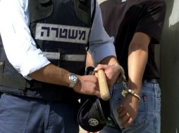 El hombre fue arrestado luego de que la policía encontró el enervante. AP / ARCHIVO