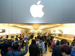 El valor de Apple es casi el doble del de las tres empresas que le siguen en el índice Standard & Poor's. AP / ARCHIVO