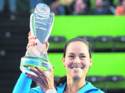 Ana Ivanovic levantó el trofeo de campeona en 2014 en Monterrey. MEXSPORT / J. Martínez