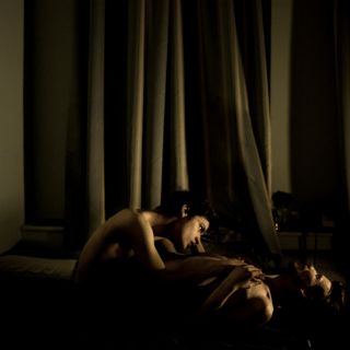 Foto de una pareja homosexual en Rusia gana el World Press Photo