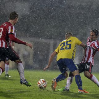 Andrés Guardado podría regresar para jugar ante AZ Alkmaar