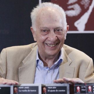 Sergio Pitol es dado de alta