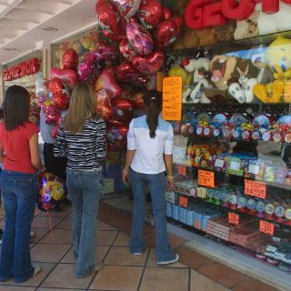 San Valentín generará derrama económica de mil 482 MDP