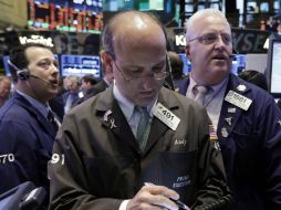 Los operadores se decantaron por las compras animados por el acuerdo sobre la deuda griega y la subida de los precios del petróleo. EL INFORMADOR / ARCHIVO