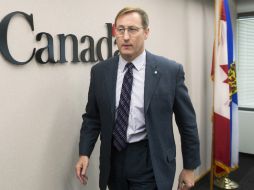 El ministro de Justicia, Peter MacKay, ofrece conferencia de prensa para hablar sobre el tema. AP / A. Vaughan