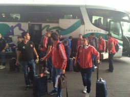 Los aficionados les reciben en el Aeropuerto Miguel Hidalgo de Tlajomulco de Zúñiga. TWITTER / @info_JRobles