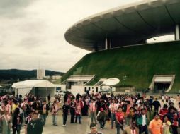 El Guadalajara pide a sus seguidores abstenerse de fomentar la violencia durante sus partidos. TWITTER / @Chivas