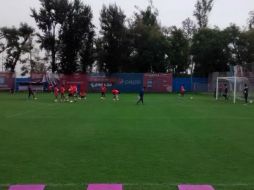 El Guadalajara se prepara para enfrentar a Lobos en la Copa MX. EL INFORMADOR / R. Alarcón