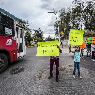 Vecinos de Colinas de la Normal dicen no a los camiones en sus calles