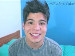 Sebastián comparte su experiencia al saber que su madre era homosexual y la influencia que ha tenido en su vida. YOUTUBE / Sebastián Villalobos