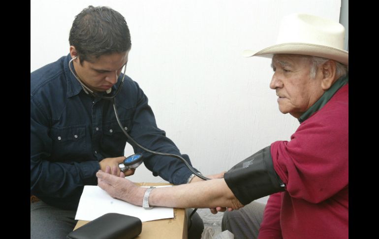 La mayoría de los pacientes que van al urólogo no comentan sus síntomas por vergüenza. EL INFORMADOR / ARCHIVO