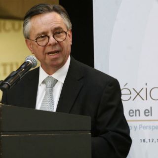 Barbosa rechaza nominación de Medina Mora a la Corte