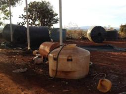 Dentro del terreno se encontraban 16 cisternas vacías de diferentes modelos. TWITTER / @FiscaliaJal