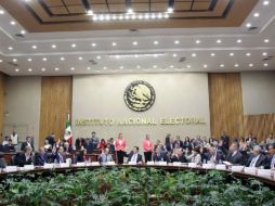 El pleno avaló que los portales de los entes públicos en Internet se abstengan de difundir logros de gobierno. TWITTER / @INEMexico