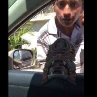 Vendedor yucateco explica Cultura Maya en cuatro minutos