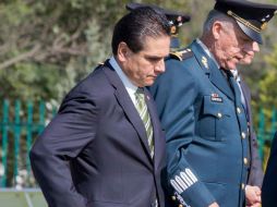 Silvano Aureoles participa en la celebración del Día del Ejército. FACEBOOK / Enrique Peña Nieto