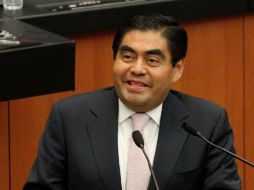 Miguel Barbosa, presidente del Senado, precisa que antes de firmar con la OCDE se debe analizar cómo beneficiaría al Senado. NTX / ARCHIVO