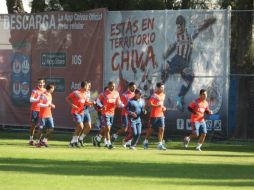 La Chivas se preparan para el encuentro de este sábado. TWITTER / @Chivas