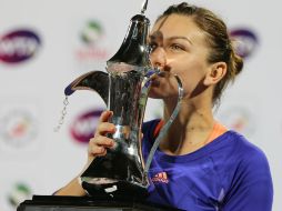 Halep ganó el torneo de Dubai y eso le permitió ascender. AP / ARCHIVO
