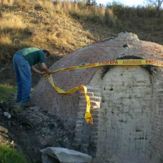 La Profepa clausura 10 hornos rústicos de carbón vegetal en Jalisco
