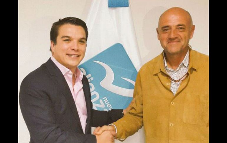 El presidente estatal le dio la bienvenida al técnico mexicano. TWITTER / @gerislas