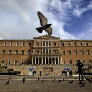 Eurozona aprueba reformas griegas