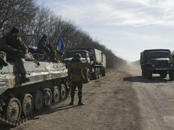 El plan de paz pide que se retiren las armas pesadas del frente en ambos bandos entre 25 y 70 kilómetros. EFE / A. Vlasova