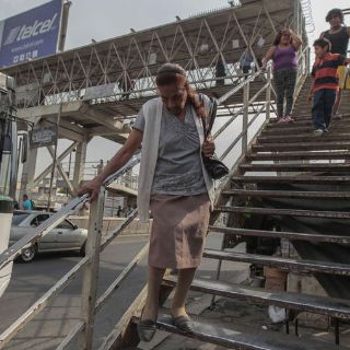 Abandono de puentes peatonales se resolverá de forma metropolitana