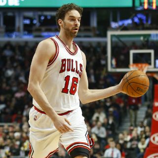 Pau Gasol se convierte en jugador franquicia de los Toros