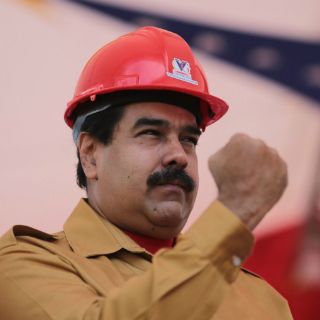 Tratan de infiltrar paramilitares colombianos: Maduro