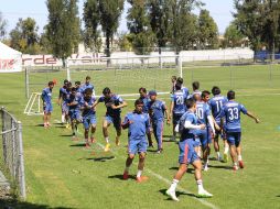 El Rebaño Sagrado entrena en la cancha Fausto Prieto. EL INFORMADOR / M. Vargas