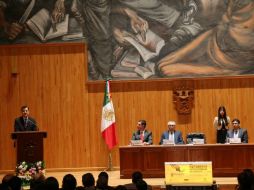 Inauguración del I Coloquio de Invierno que tuvo por tema la Reforma en telecomunicaciones, en el paraninfo Enrique Díaz de León. TWITTER / @udg_oficial