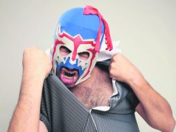 El espectáculo de EL Escorpión Dorado (foto) y Luisito Rey estará dotado de 'sketches' y videos que los han llevado a la fama. YOUTUBE / PelucheEnElEstuche