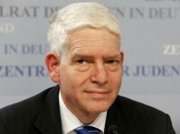 Josef Schuster, líder del Consejo Central de Judíos, afirma que 'esconderse no es la forma correcta' de enfrentar el antisemitismo. AP / M. Probst