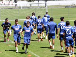 Chivas se prepara para enfrentar a los Rayados. EL INFORMADOR / M. Vargas
