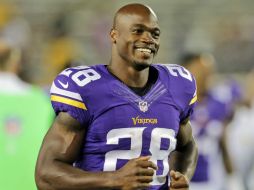 La NFL aseguró que va a revisar la decisión del juez de hacer elegible inmediatamente a Peterson. AP / ARCHIVO