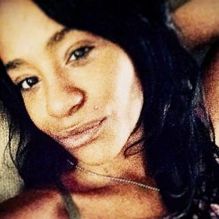 Hija de Whitney Houston no muestra señales de mejoría