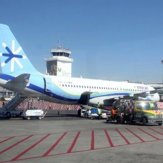 Falla en sistema provoca demoras en vuelos de Interjet