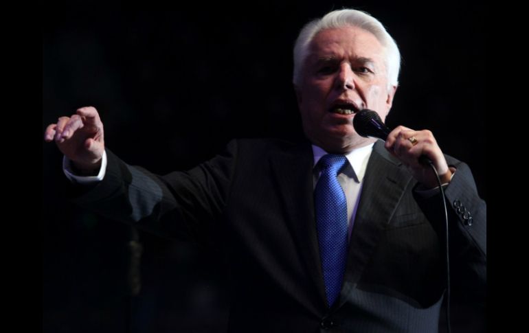 El intérprete explicó que es ''una persona correcta y honesta en todos sus negocios y asuntos personales''. EL INFORMADOR / ARCHIVO