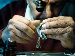 Una socióloga explica que el relojero no va a desaparecer como tal, el problema es que se va convertir en un oficio de élites. EL INFORMADOR / ARCHIVO